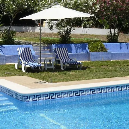 Charming Countryside 3-Bed Apartment Pool Hottub Apartman *