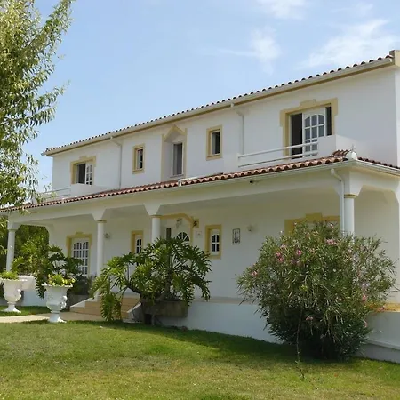 Apartman Charming Countryside 3-Bed Apartment Pool Hottub Pêra
