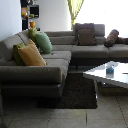 Charming Countryside 3-Bed Apartment Pool Hottub Pêra