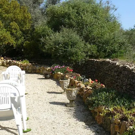 Charming Countryside 3-Bed Apartment Pool Hottub Apartman *